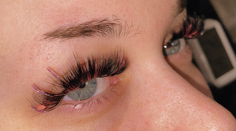 3 Reasons Why You Should Try Colored Lash Extensions