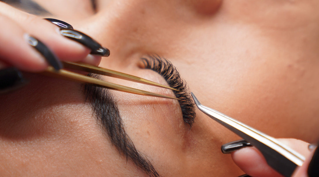 Lash Extensions vs Lash lift: What is right for you?